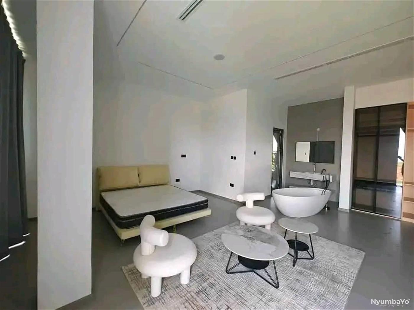 5 bedroom Mansion for sale in Munyonyo Kampala Uganda